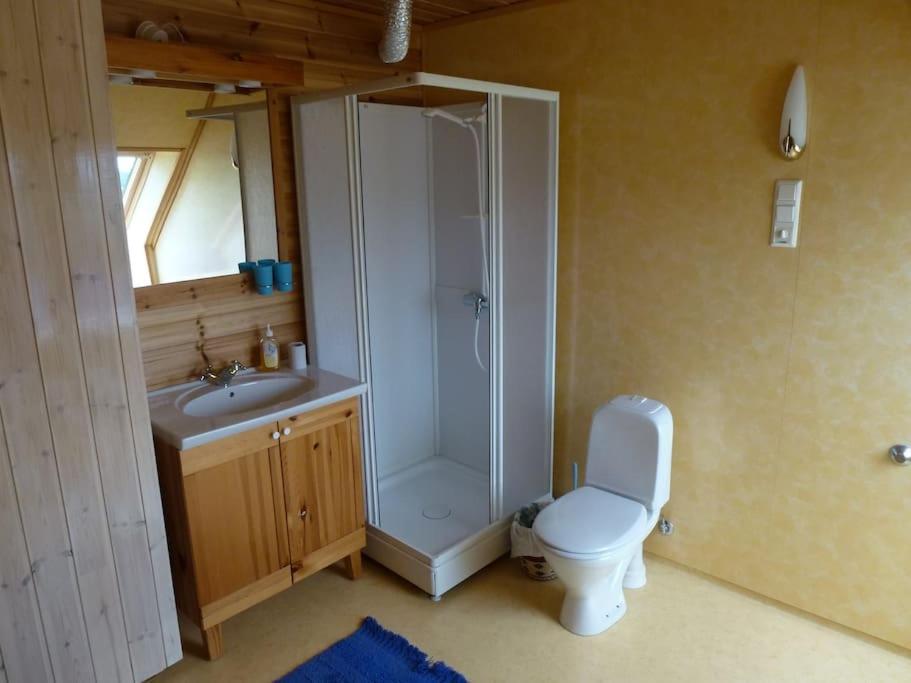Topfloor Separate Entranc View Stord Appartement Fitjar