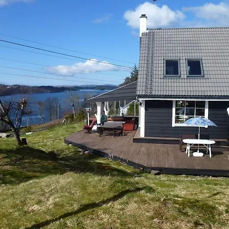Topfloor Apartment Separate Entranc Nice View Stord Fitjar Exterior photo