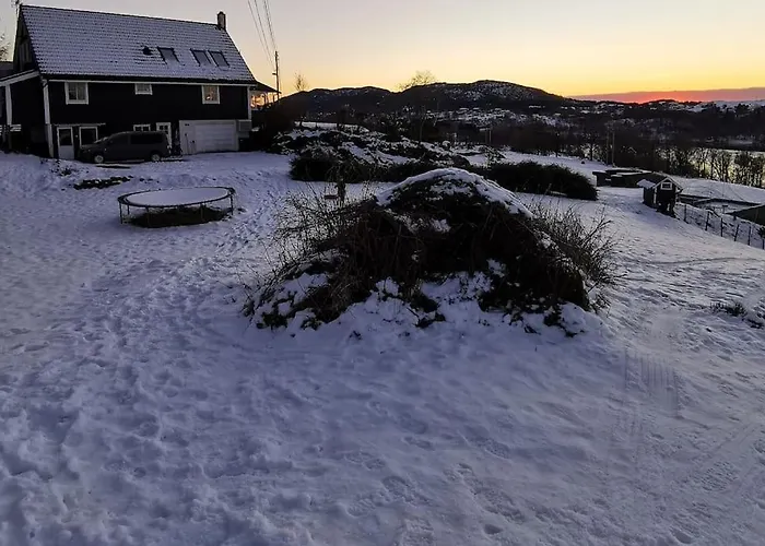 Topfloor Apartment Separate Entranc Nice View Stord